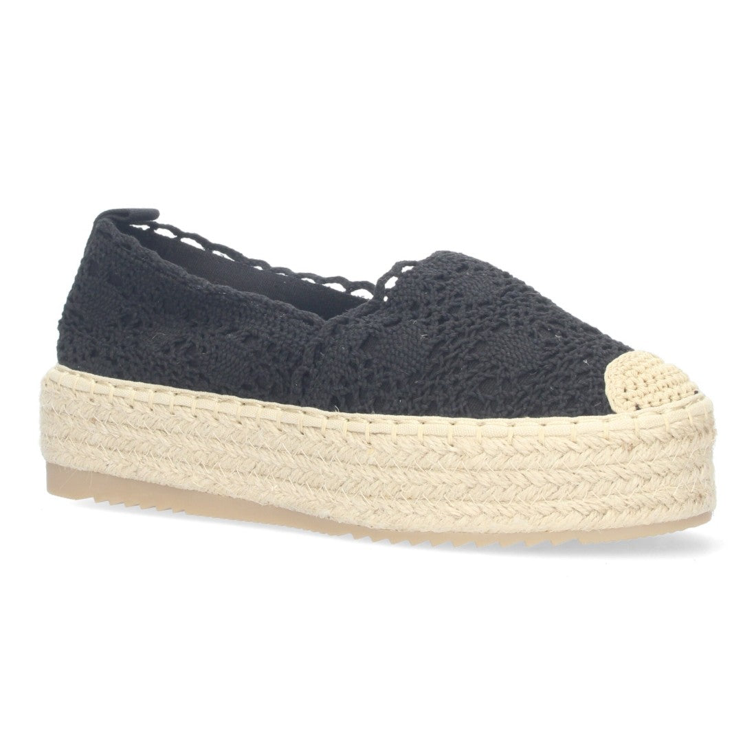 Vista frontal de alpargatas negras de encaje con suela de yute